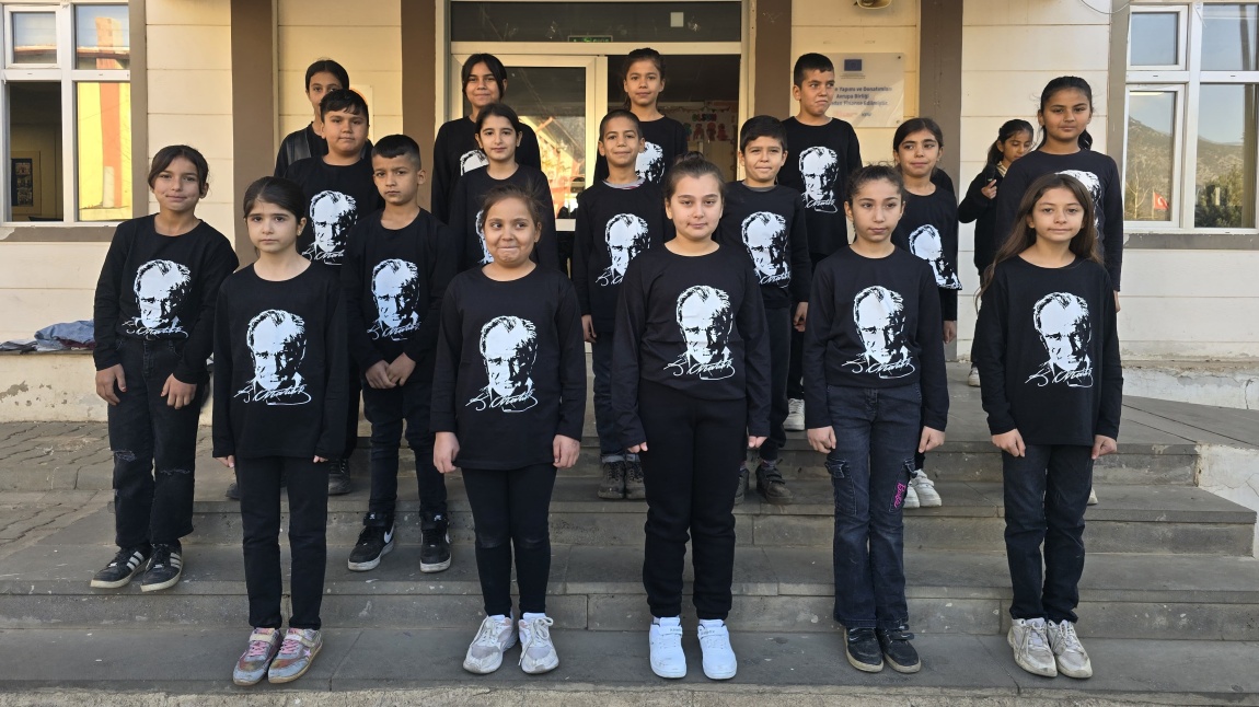 10 KASIM ATATÜRK'Ü ANMA PROGRAMI GERÇEKLEŞTİRİLDİ.
